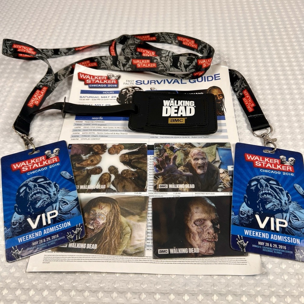 The Walking Dead VIP Set Walker Stalker Chicago 2016 Lanyards Guide Cards